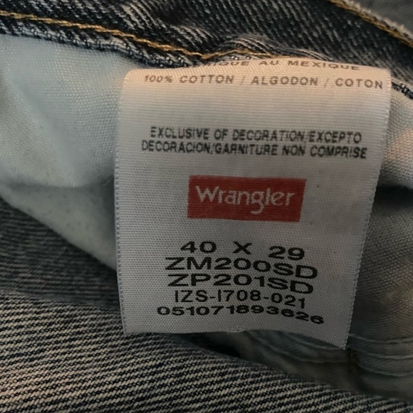 Wrangler Men’s Distress Denim Jeans Size 40 - Picture 5 of 12